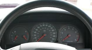New study shows driving hinders talking